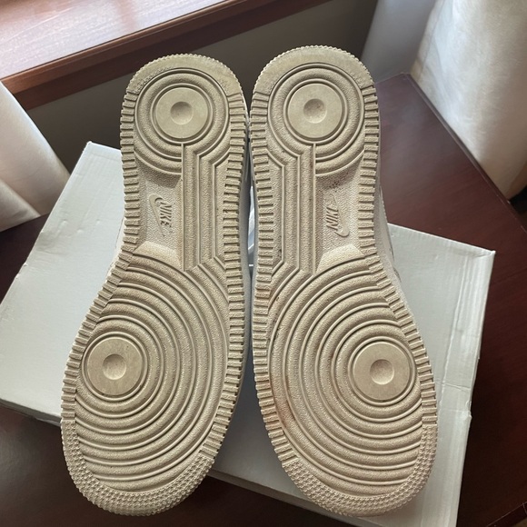 Women’s Air Force 1 Nikes. GUC with box - Picture 3 of 3
